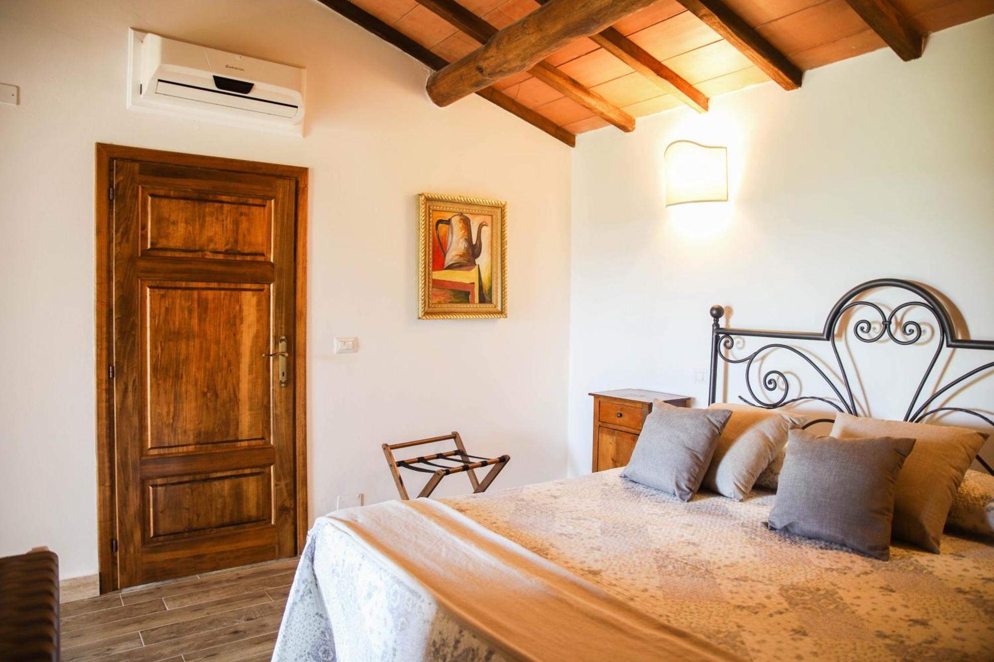 Bio Agriturismo Poggio Aione Saturnia Exterior photo